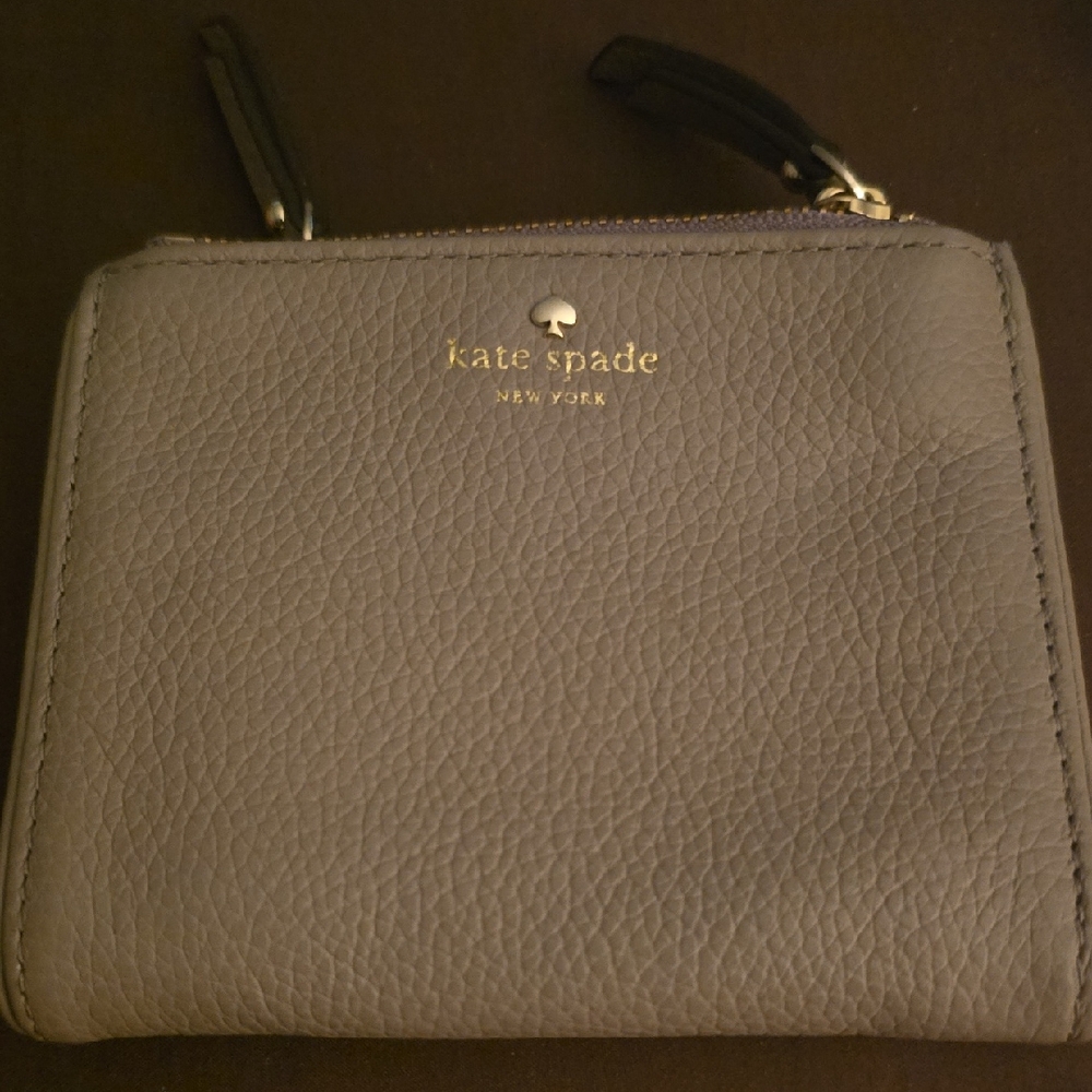 Kate Spade Gray Leather Women's Wallet